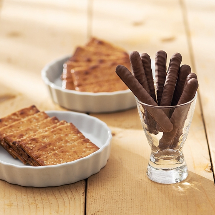 SweetBiscuits_frontMenu